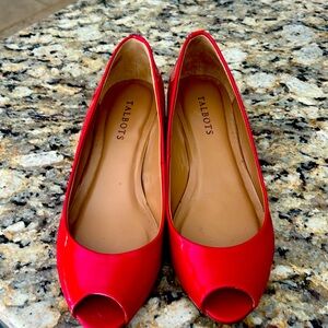 Talbots red open-toed shoes